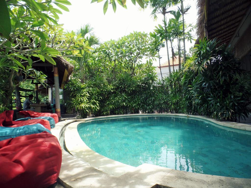 Matra Bali Surf Camp Hotel Canggu Exterior foto